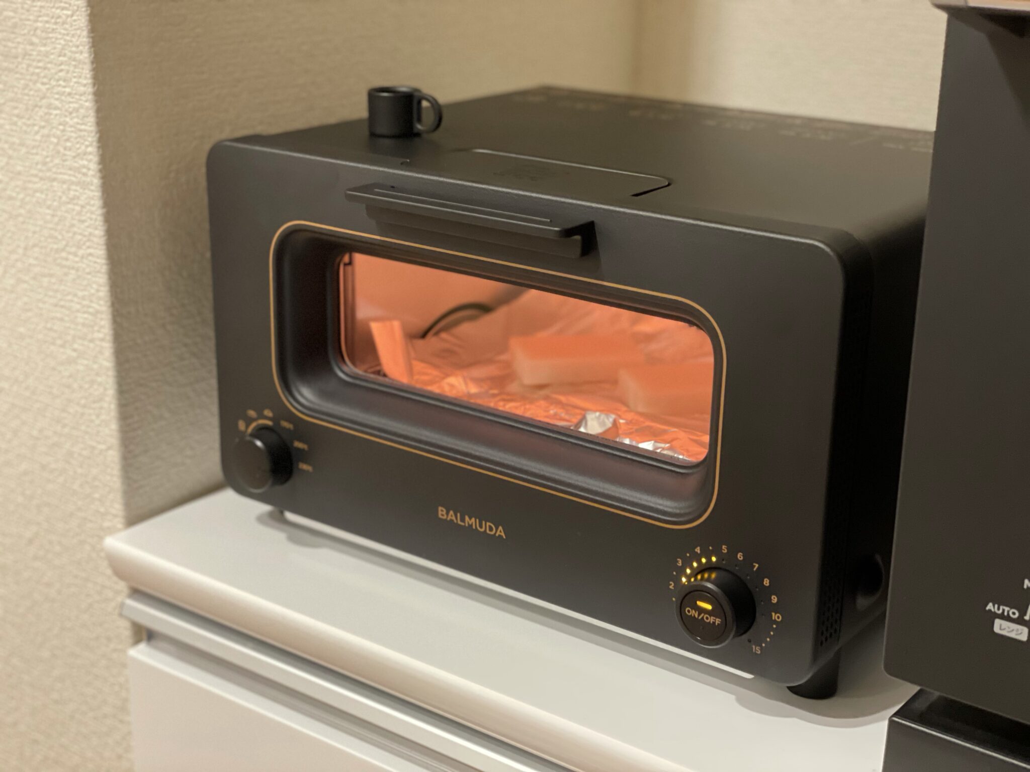 【何が変わった？】バルミューダ の新型「The Toaster（ザ・トースター）」をレビュー | FLOWCHART